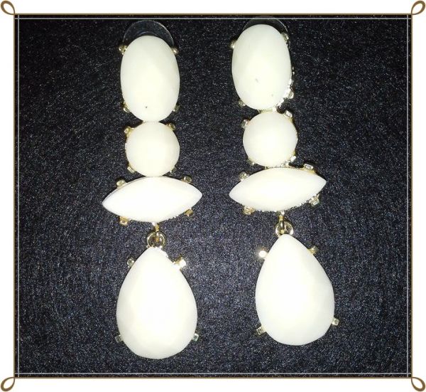Maxi Brincos Branco 2